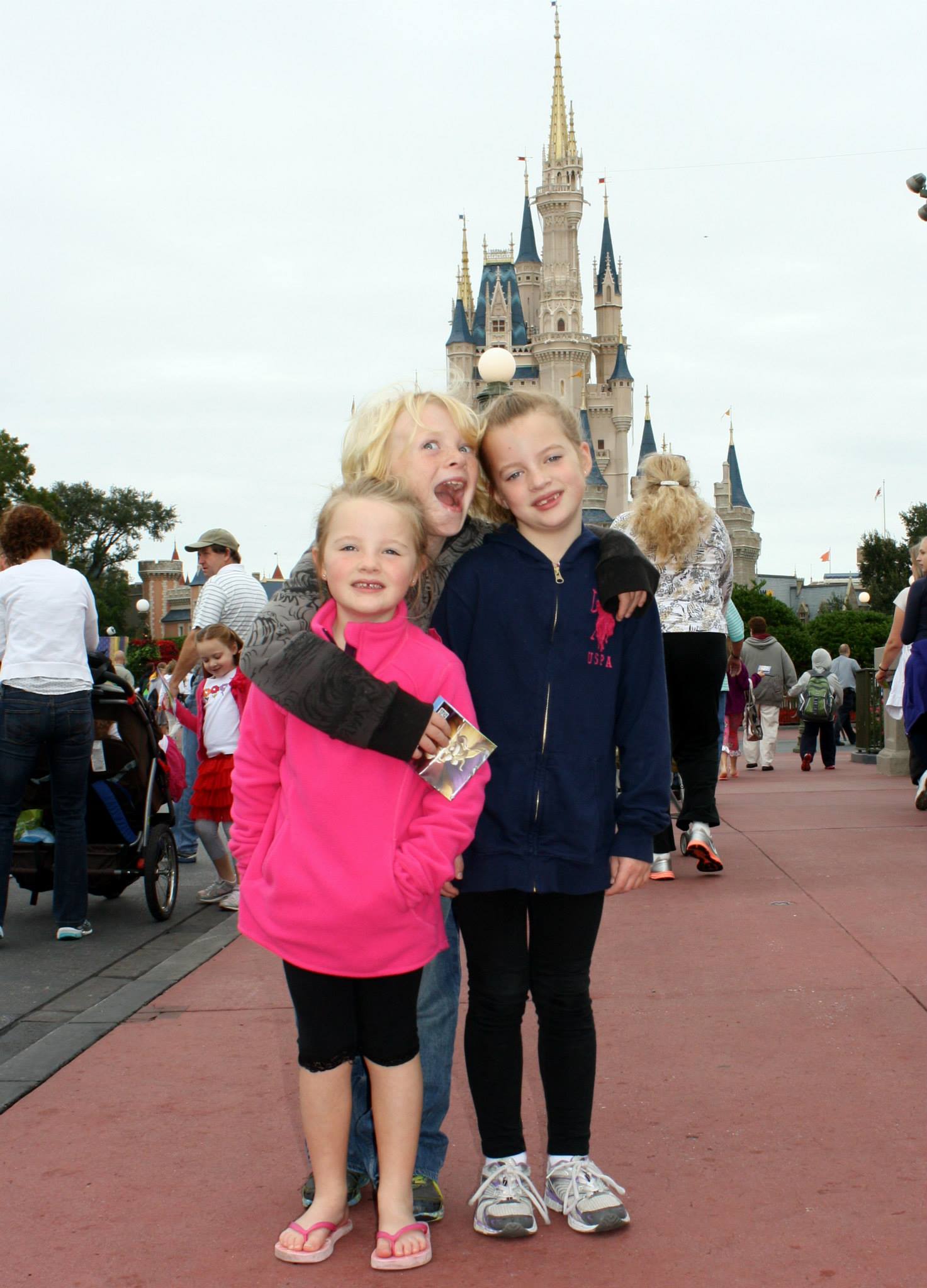 Kids in front of the castle